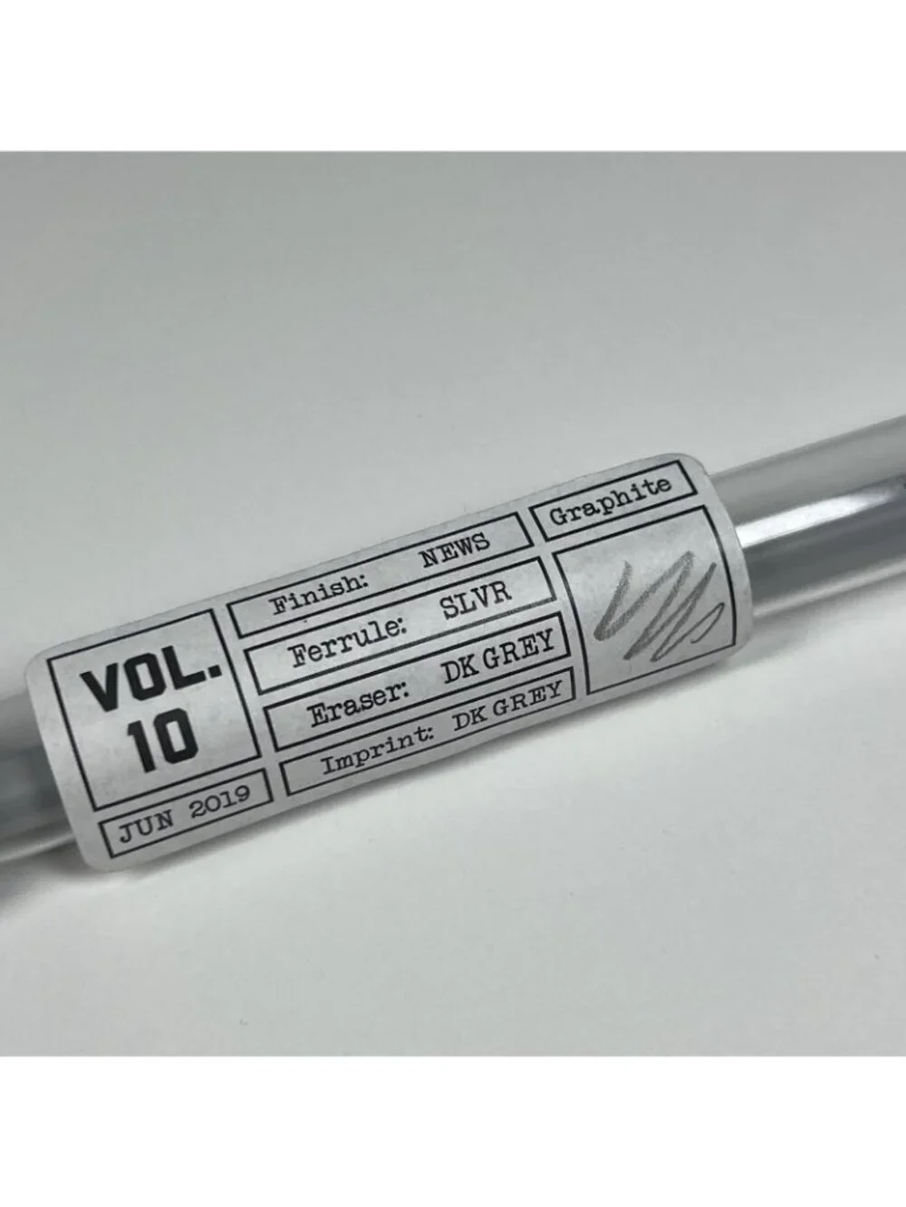 Blackwing Volumes 10 Nellie Bly Palomino Pencil 2019 Archive Tube Unused